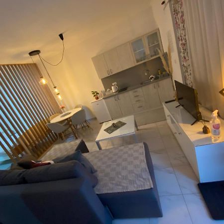 Deluxe Apartment Тузла Екстериор снимка